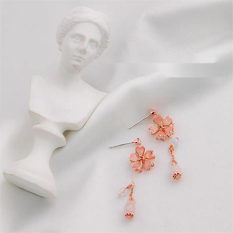 Boucles d'oreilles pendantes en forme de fleur de cerisier