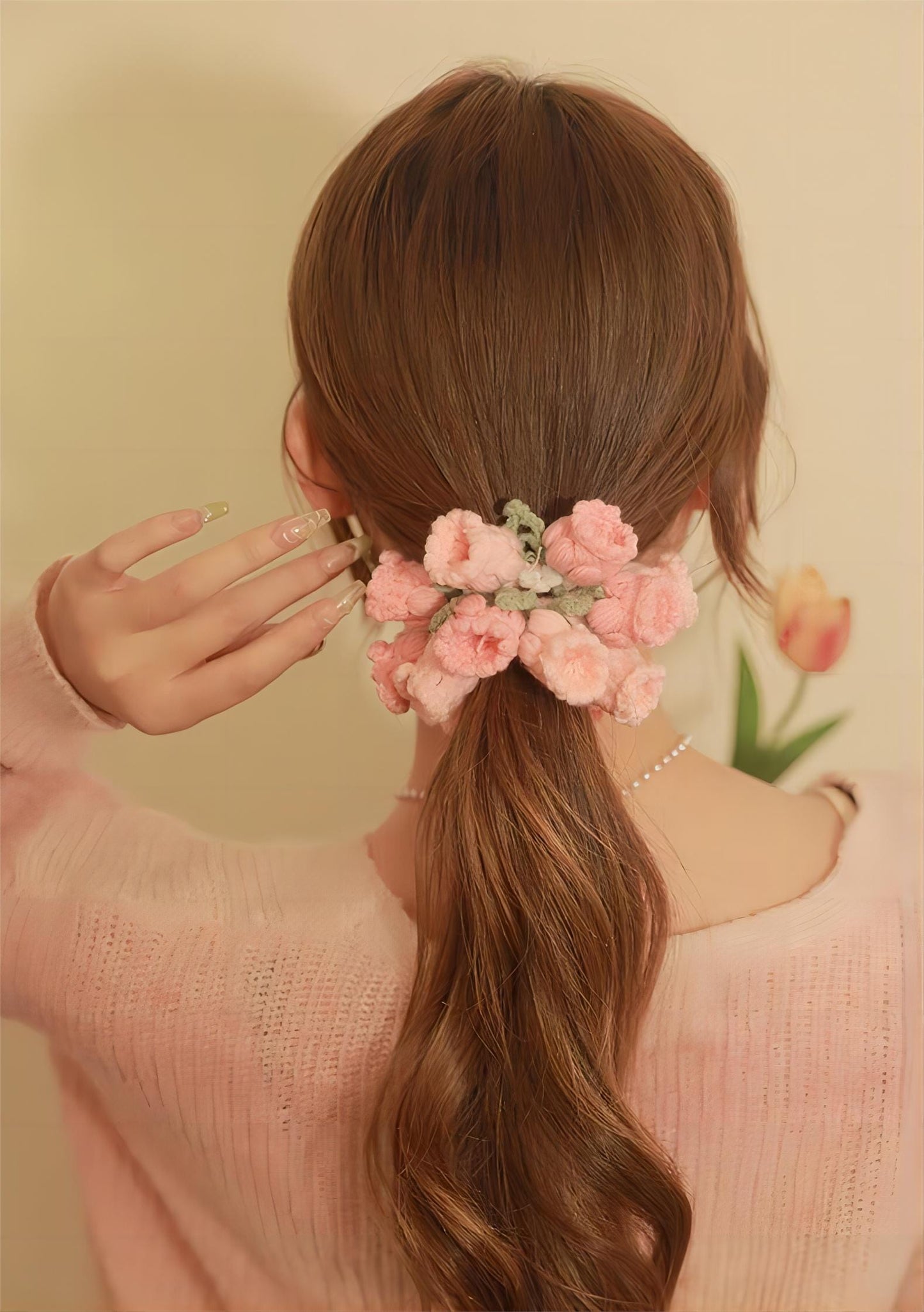 Rosa gehäkeltes Maiglöckchen-Chignon-Haarband