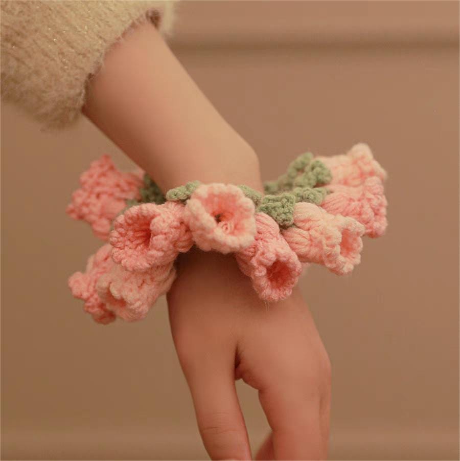 Rosa gehäkeltes Maiglöckchen-Chignon-Haarband