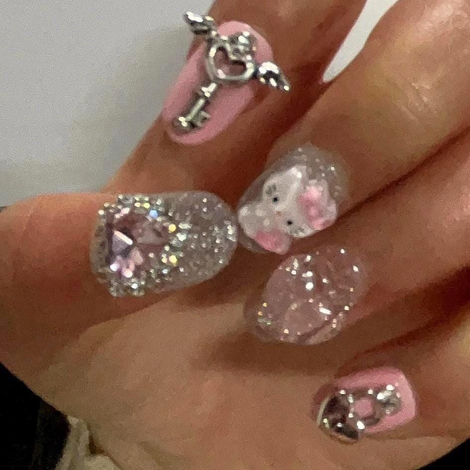 Nails Handmade on Rhinestone 3D Nail Heart False Short Press Kitty