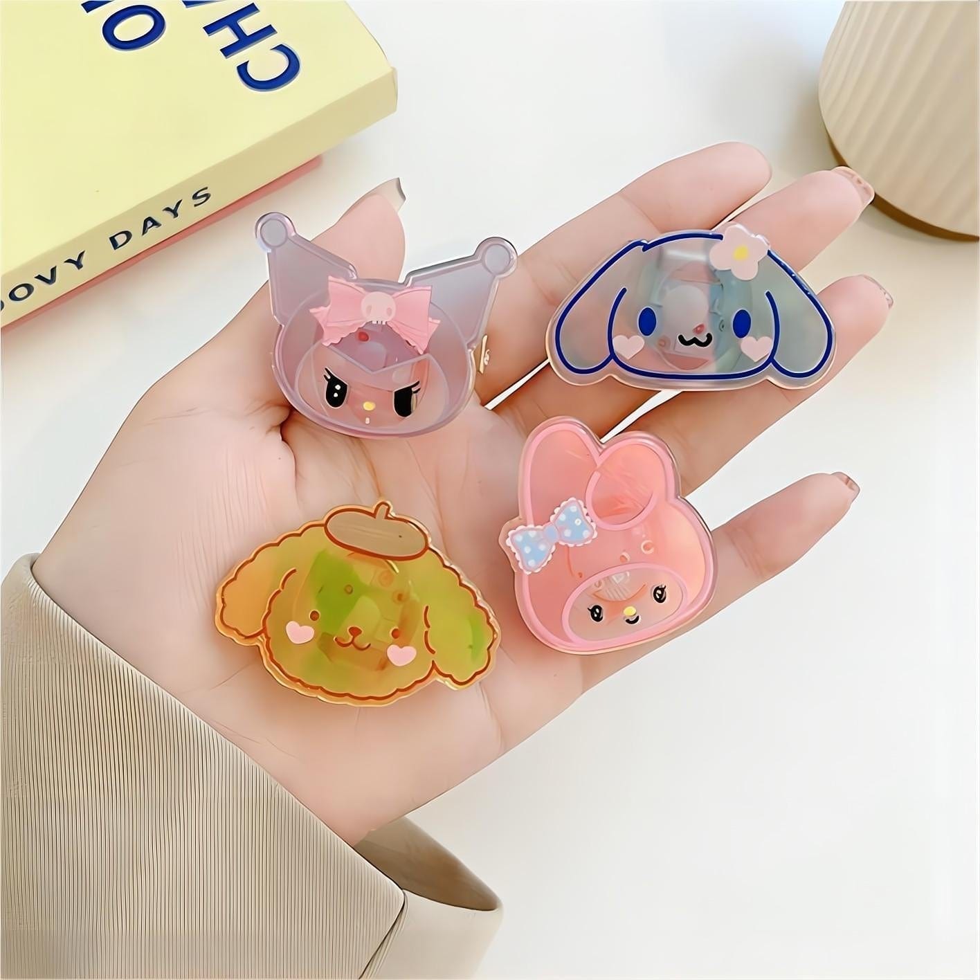 Kawaii 5-teiliges Haarspangen-Set mit blinkender LED und Cartoon-Familie