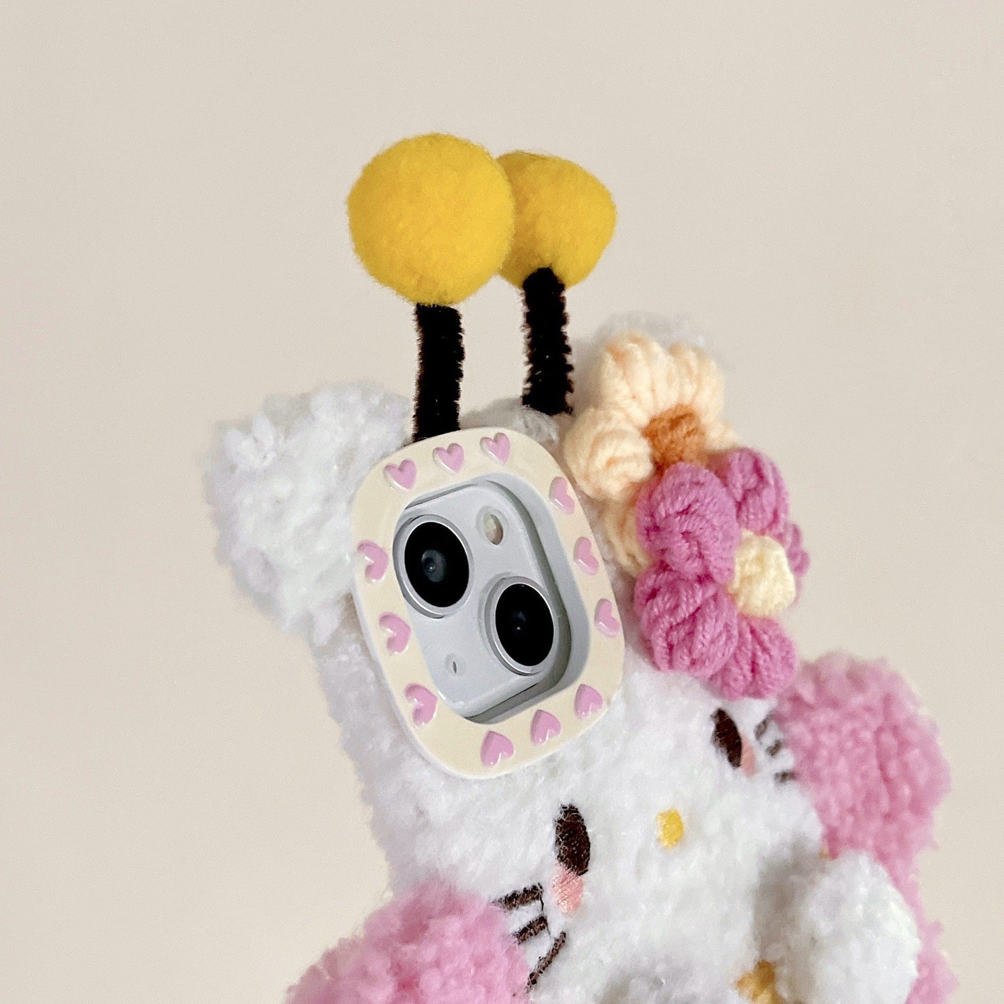 Kitty Bee Plüsch-Telefonhülle