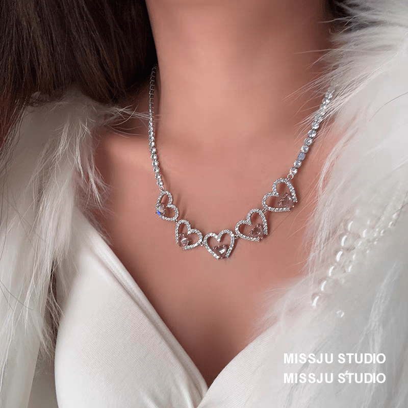Collier coeur creux en cristal rose