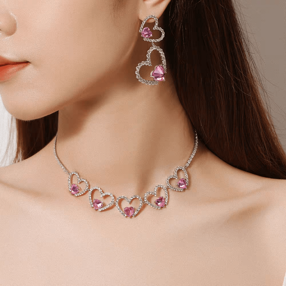 Collier coeur creux en cristal rose