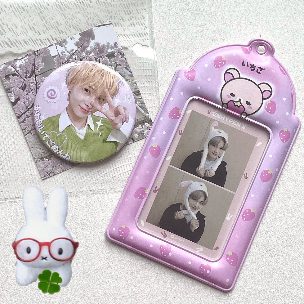 Photocard Kpop Rilak Pink Holder Stawberry Keychain