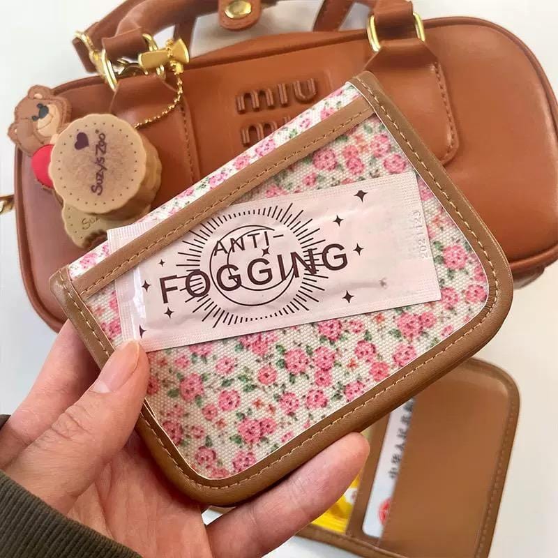 Floral Retro Cream Embroidery Marron Wallet
