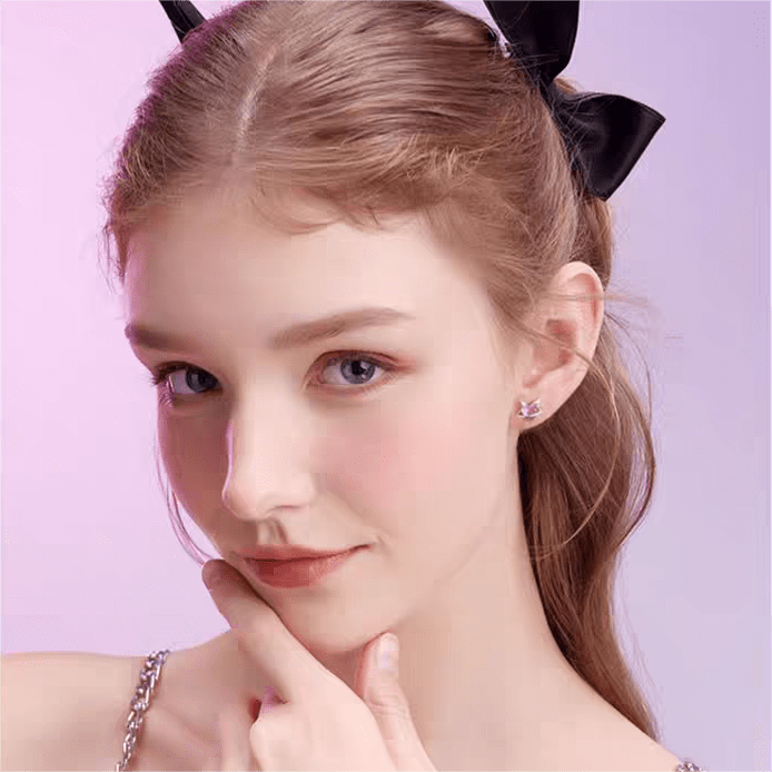 Boucles d'oreilles en émail en forme de cœur de Kuro