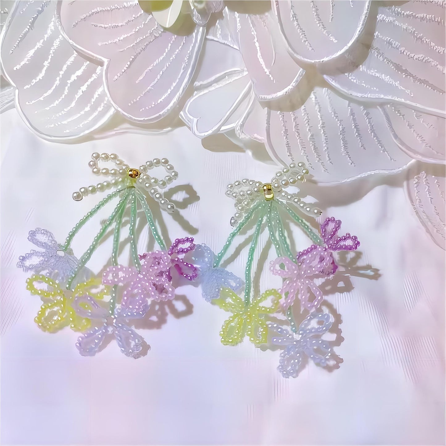 Boucles d'oreilles colorées en perles de tulipe et de papillon