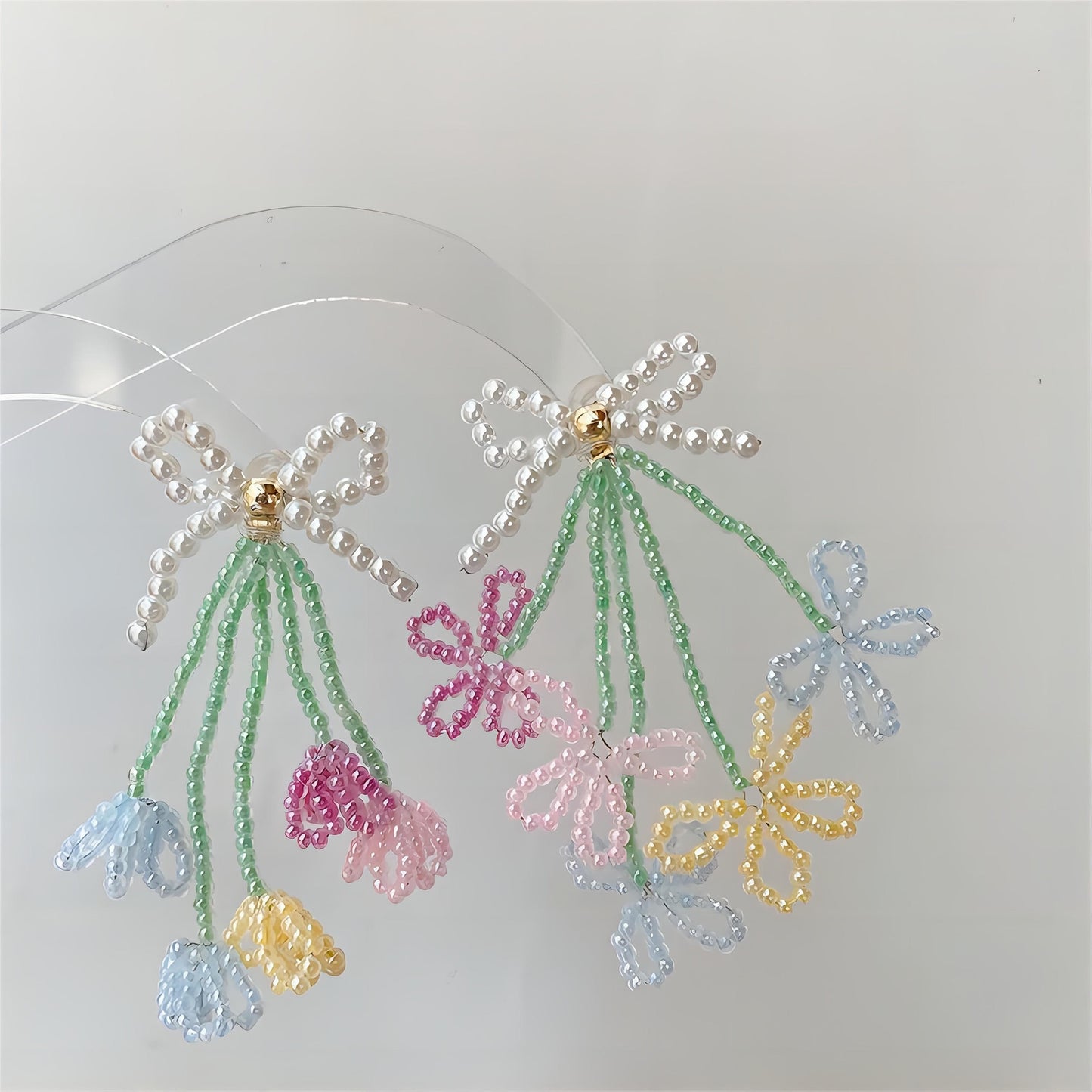 Boucles d'oreilles colorées en perles de tulipe et de papillon