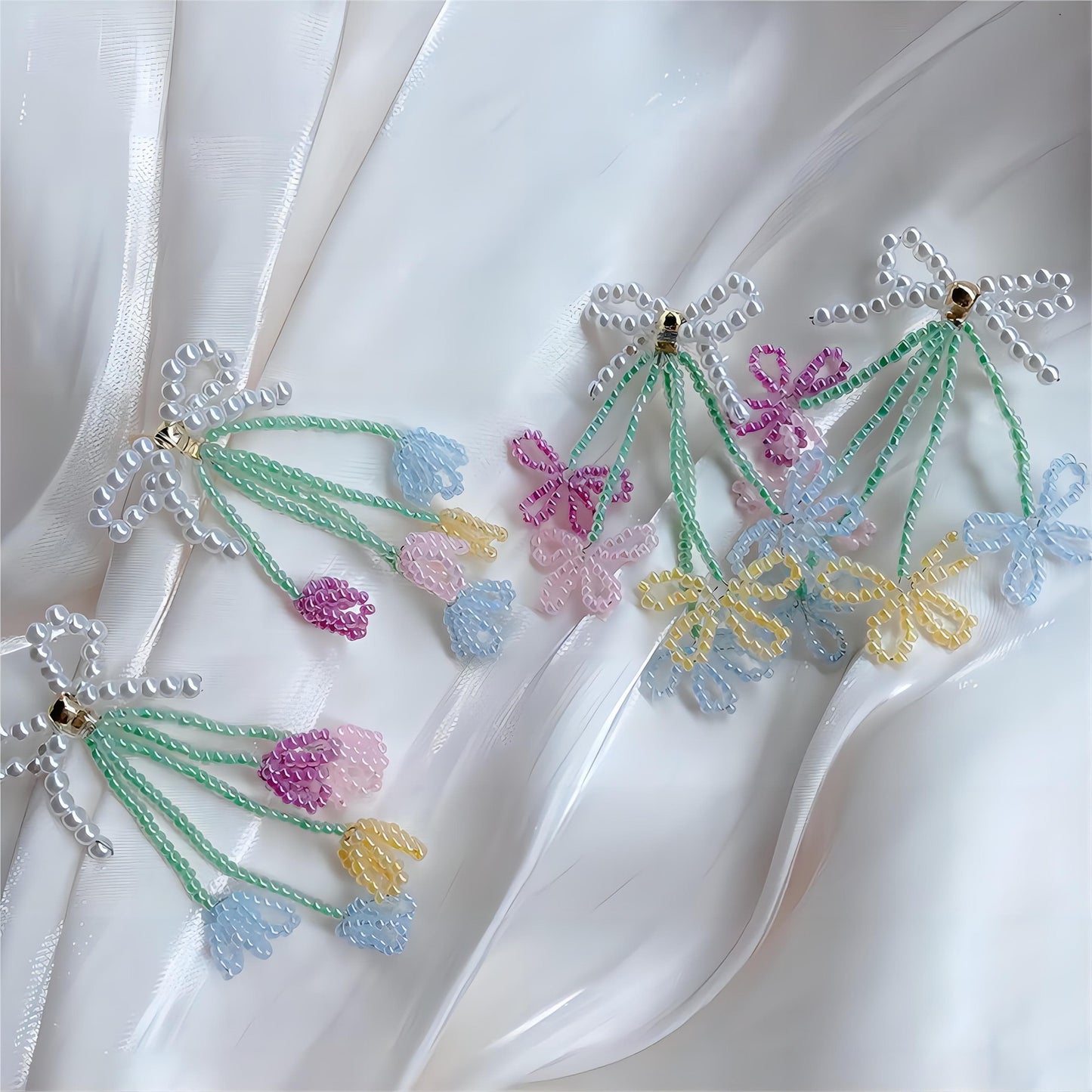 Boucles d'oreilles colorées en perles de tulipe et de papillon
