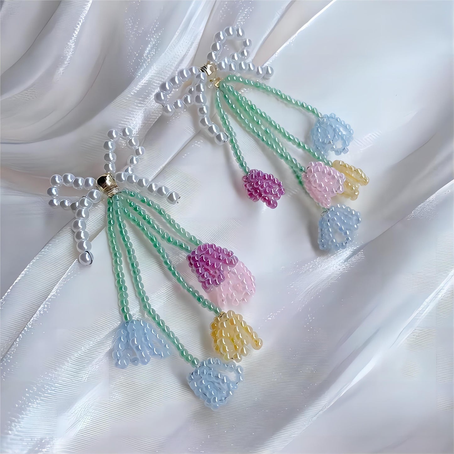 Boucles d'oreilles colorées en perles de tulipe et de papillon