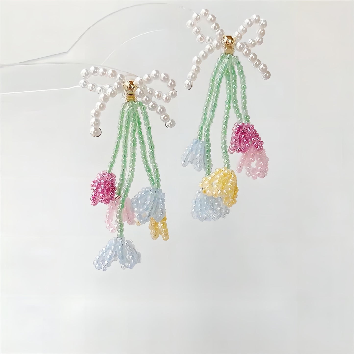 Boucles d'oreilles colorées en perles de tulipe et de papillon