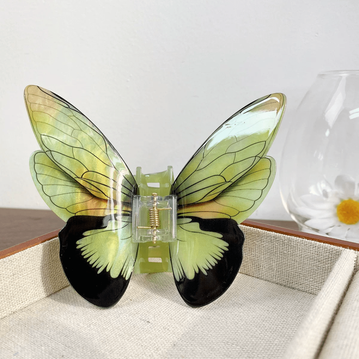 Pince à cheveux papillon vert vif
