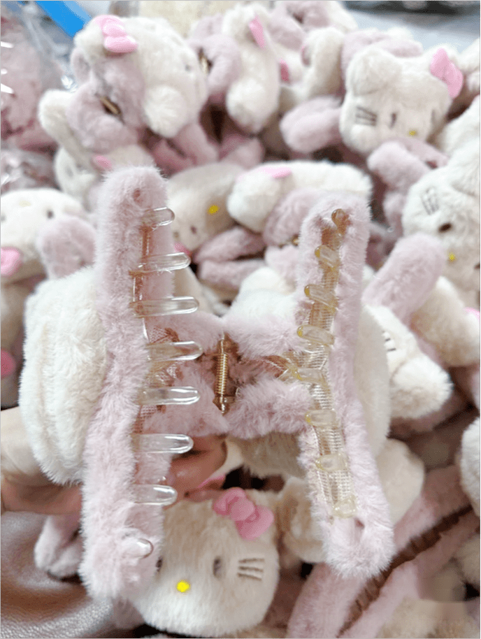 Plush Kitty Chignon Claw Hair Clip KI392