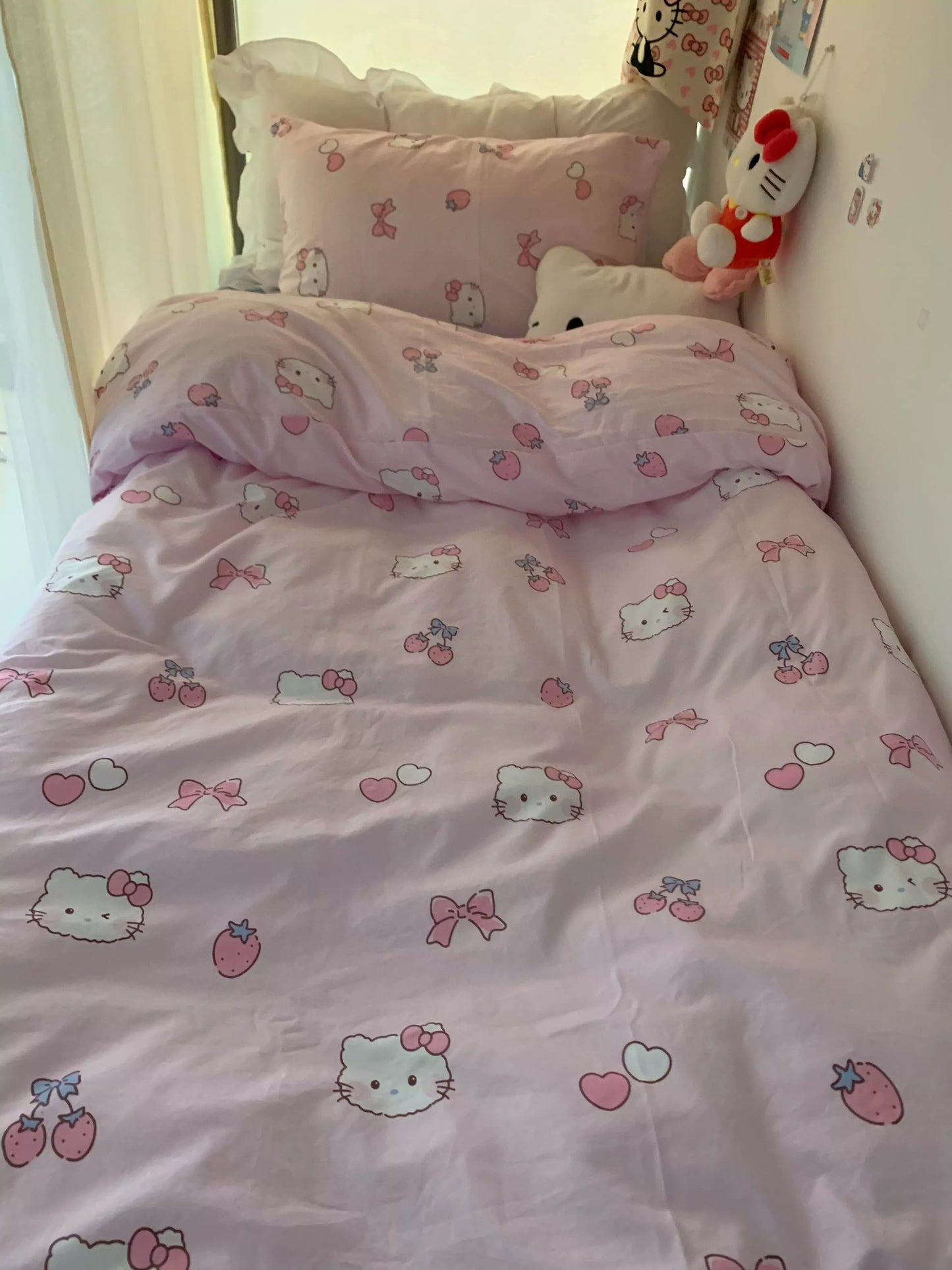 Kitty Wink Bedding Set