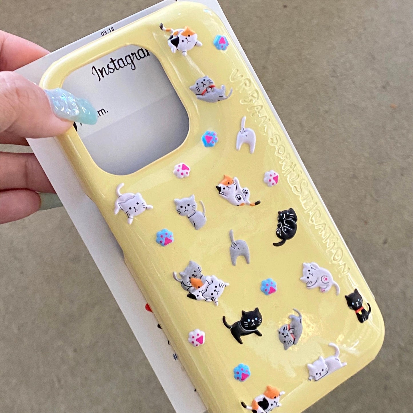 Coque iPhone autocollante avec chaton coloré