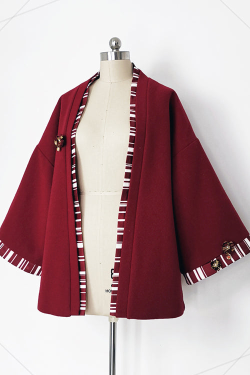 Crimson Lily Rabbit Wide-Sleeve Ouji Coat