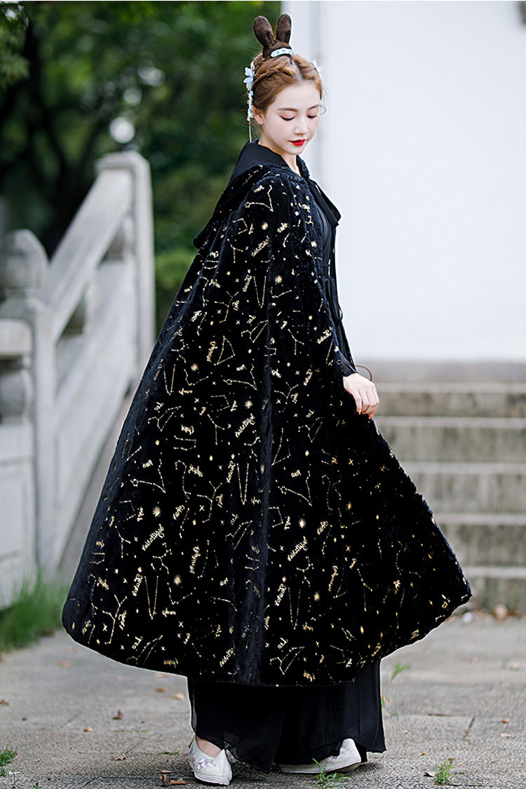 Classic Hanfu Dress with Polka Dot Print and Costume Style