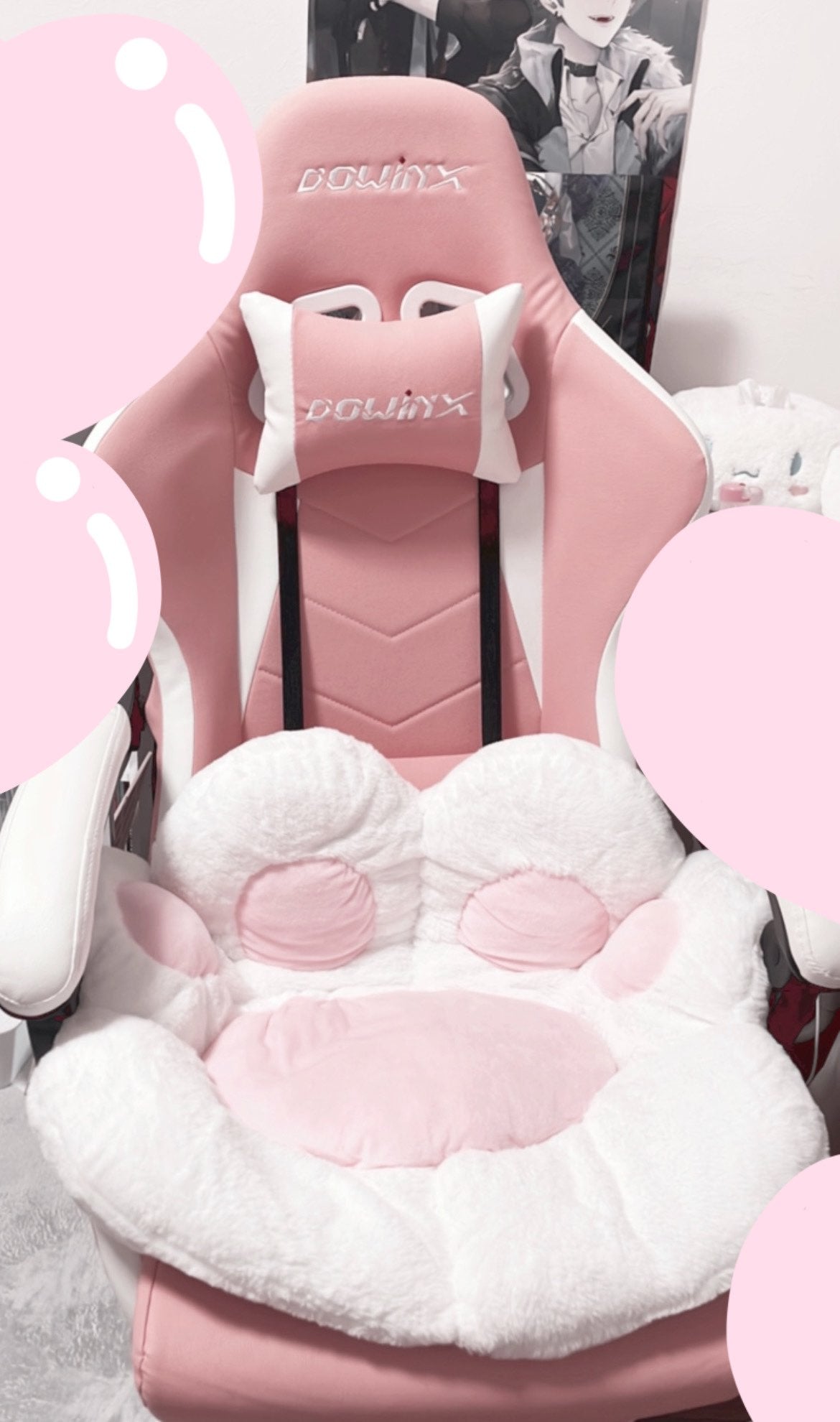 Seat Paw Print Cushion