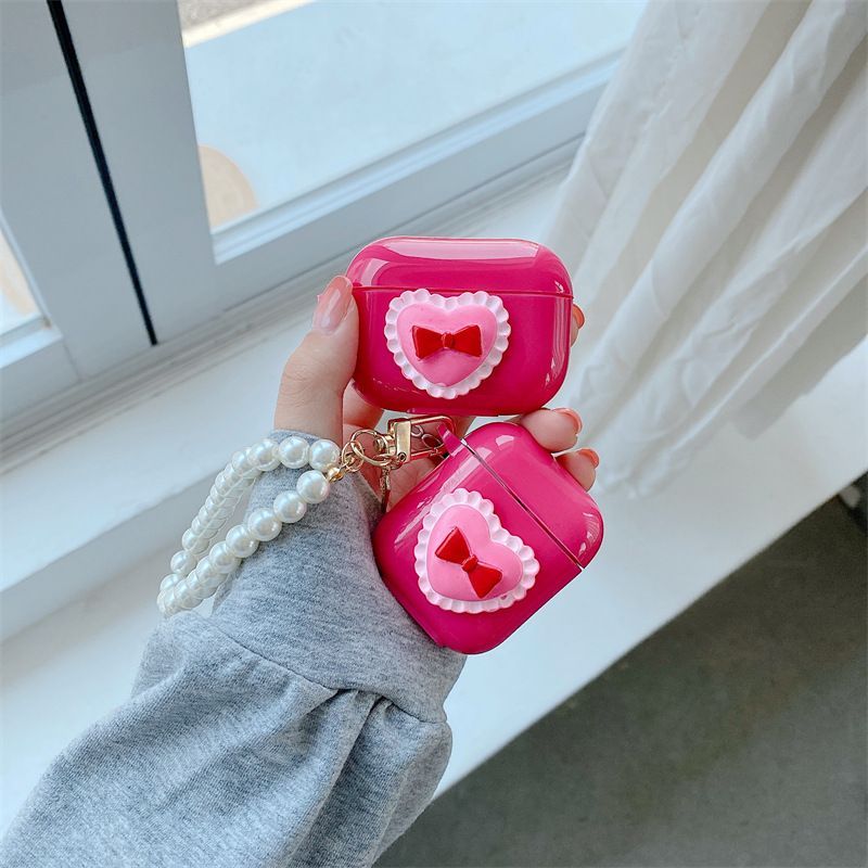 Heart Faux Pearl AirPods / Pro Earphone Case Skin