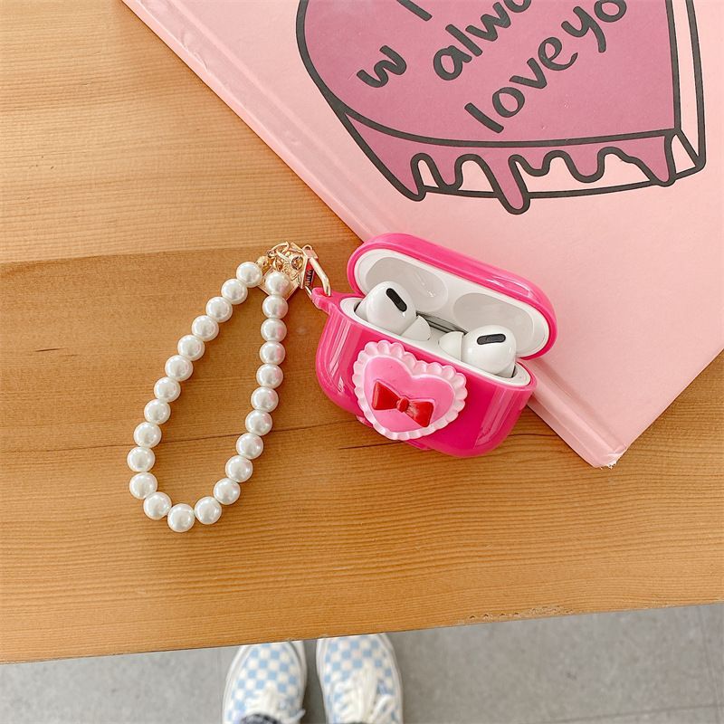 Heart Faux Pearl AirPods / Pro Earphone Case Skin