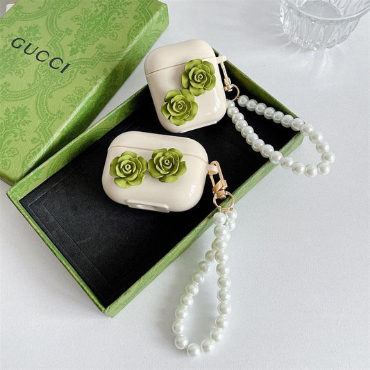 3D Flower Faux Pearl Chain AirPods / Pro Earphone Case Skin