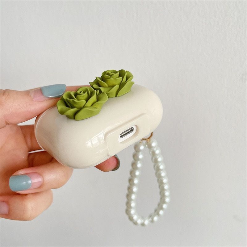 3D Flower Faux Pearl Chain AirPods / Pro Earphone Case Skin