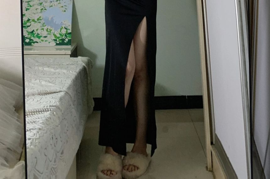 Thin Strap Solid Side-Slit Long Fitted Dress