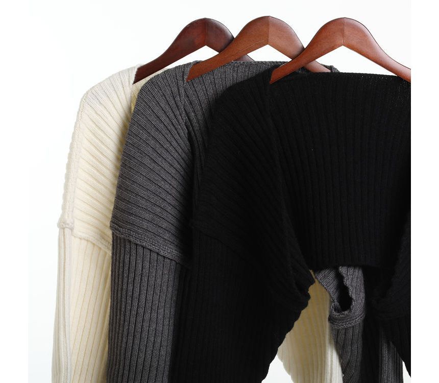 Solid Long-Sleeve Crop Knit Top
