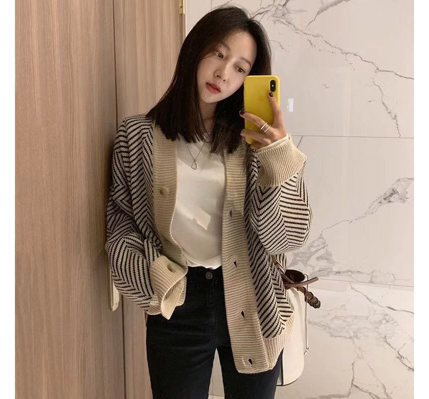 V-Neck Herringbone Contrast Trim Button-Up Sweater
