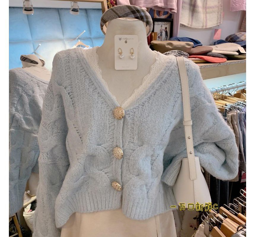 Cable Knit V-Neck Oversized Cardigan and Lace Top