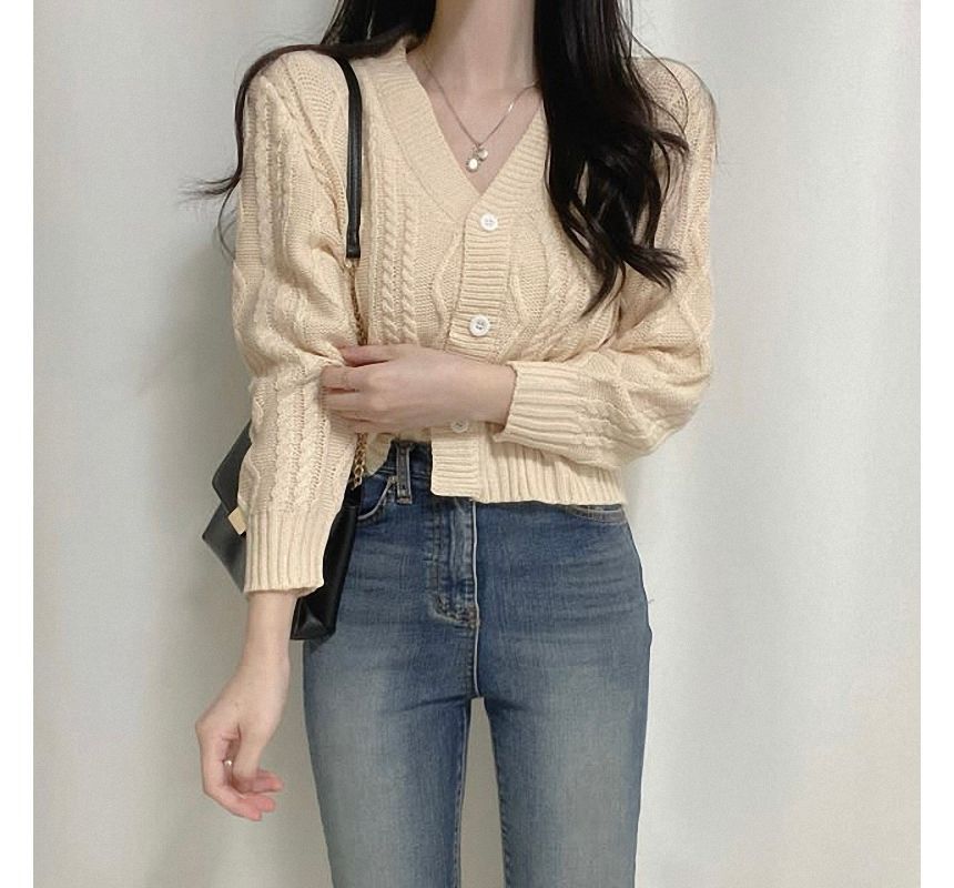 Set: Halter Crop Top and V-Neck Cardigan
