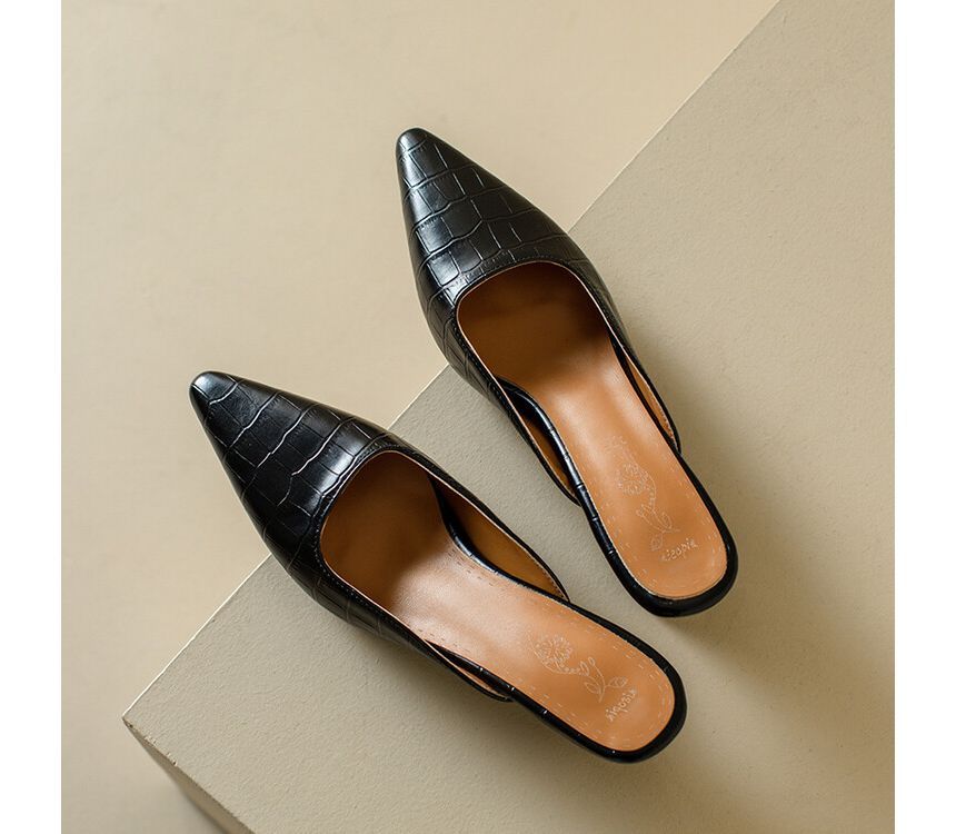 Kitten Heel Pointed Mules - Classic