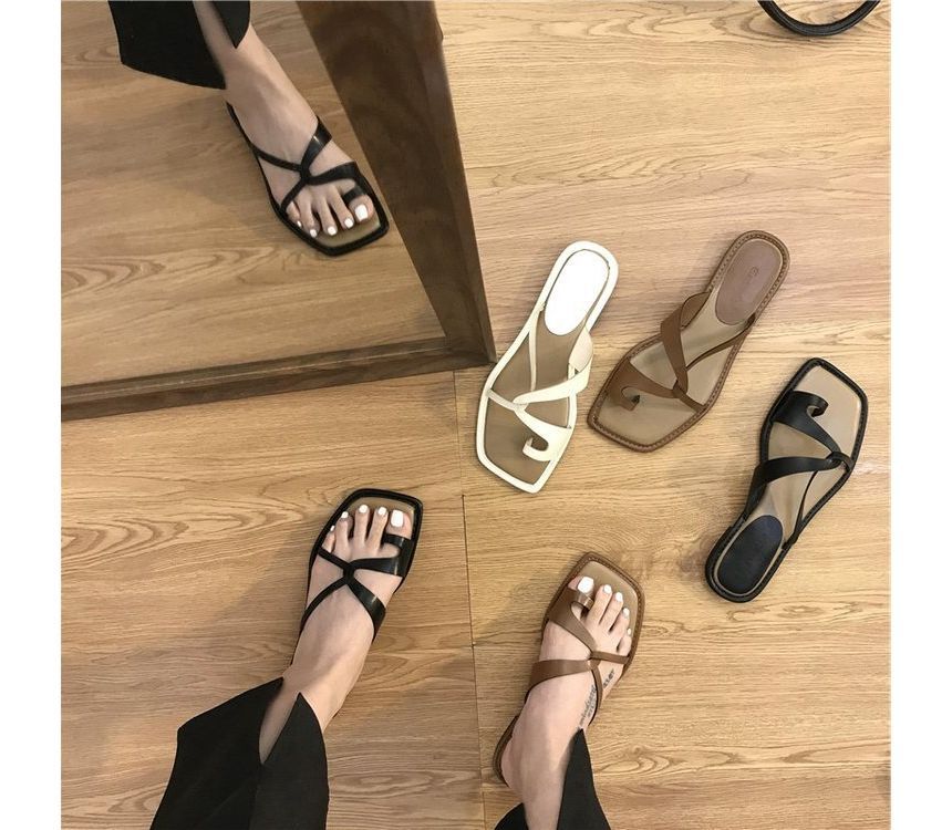 Square Toe Toe Loop Slide Sandals - Modern