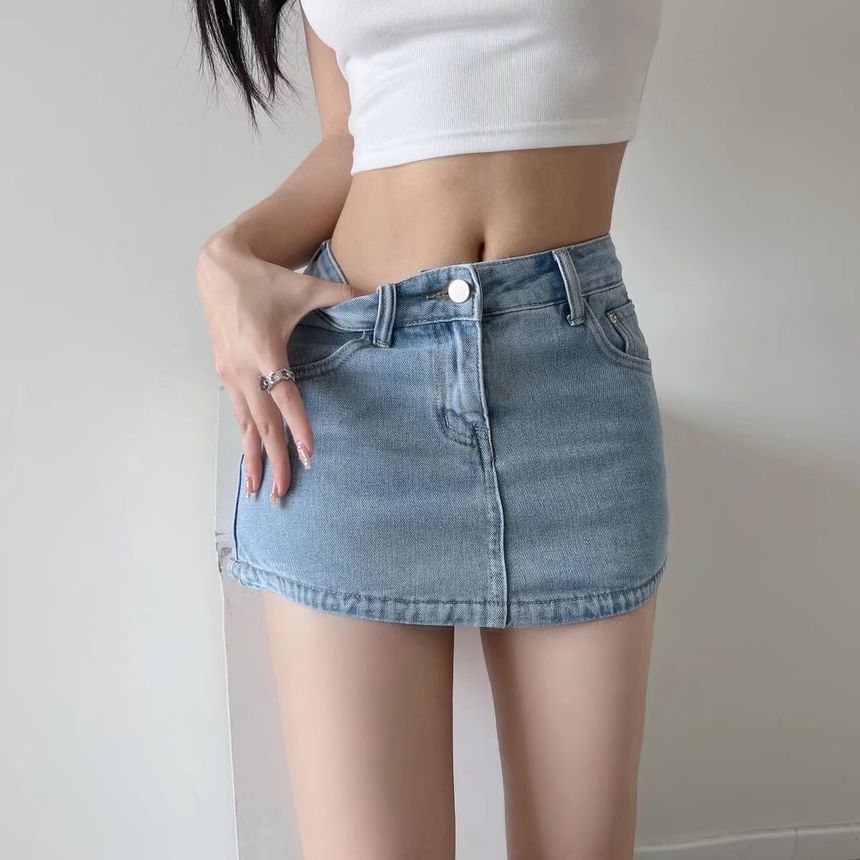 Mid Rise Denim Pencil Mini Skirt