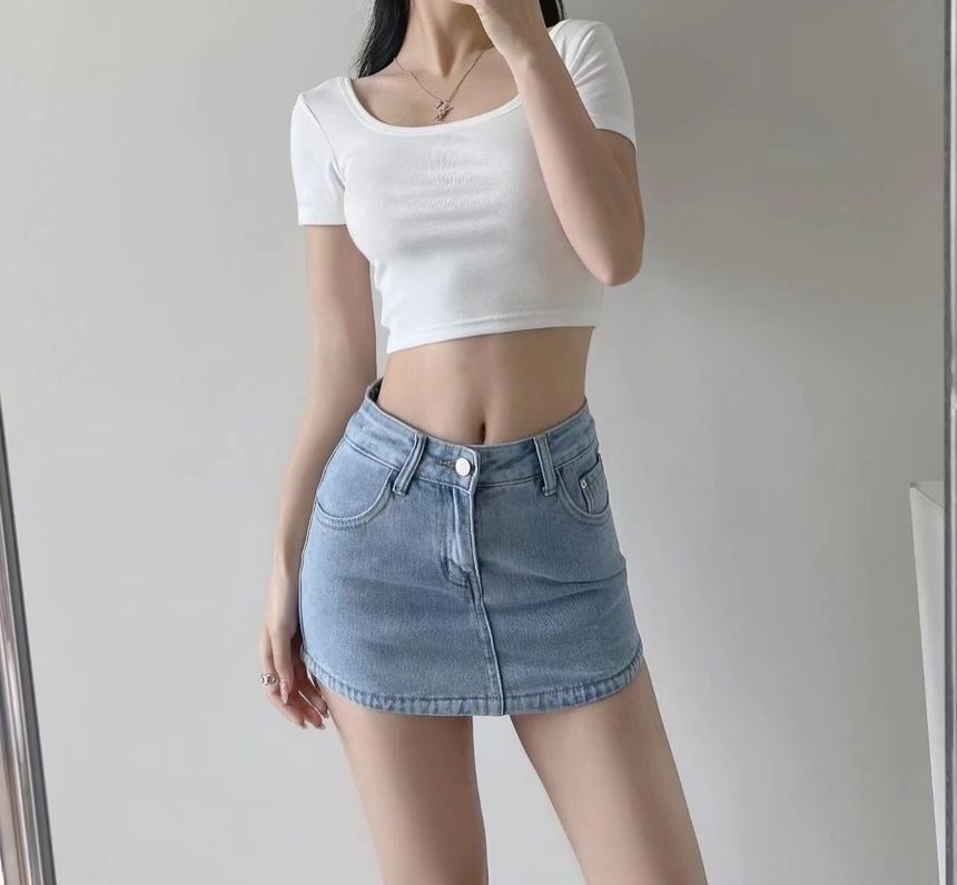 Mid Rise Denim Pencil Mini Skirt