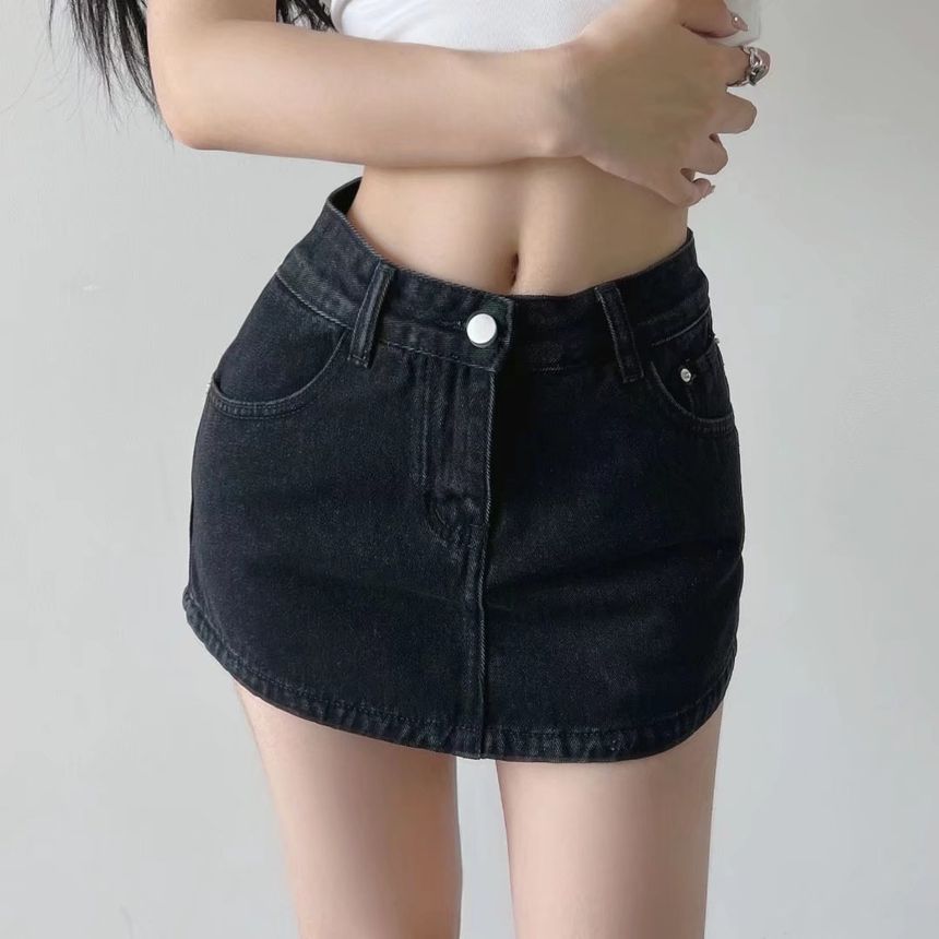 Mid Rise Denim Pencil Mini Skirt