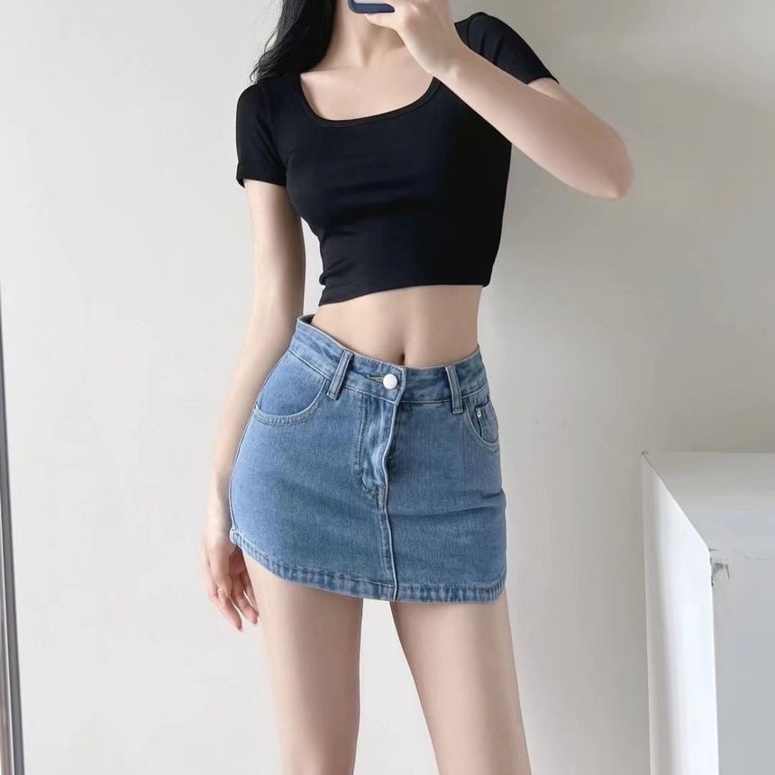 Mid Rise Denim Pencil Mini Skirt