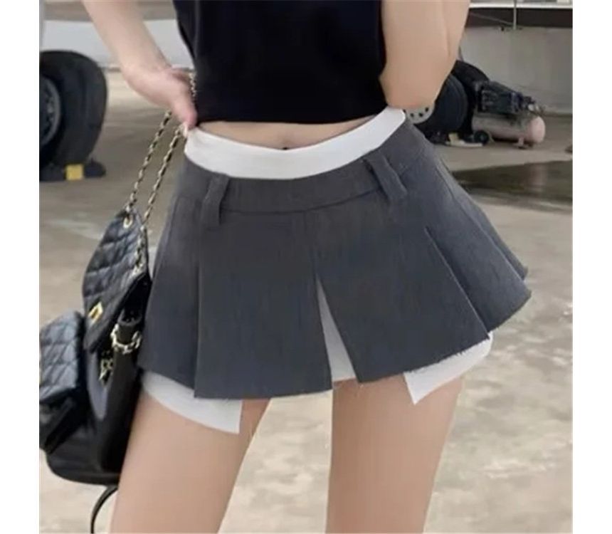 Elevated Waist Color-Block Pleated A-Line Mini Skirt