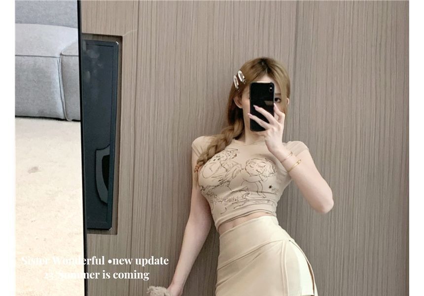 Asymmetric Slit Mini Skirt with High-Waist A-Line Shape