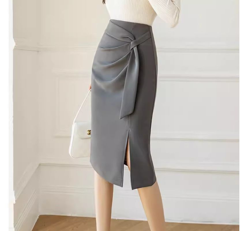 Elevated Rise Solid Ruched Pencil Midi Skirt