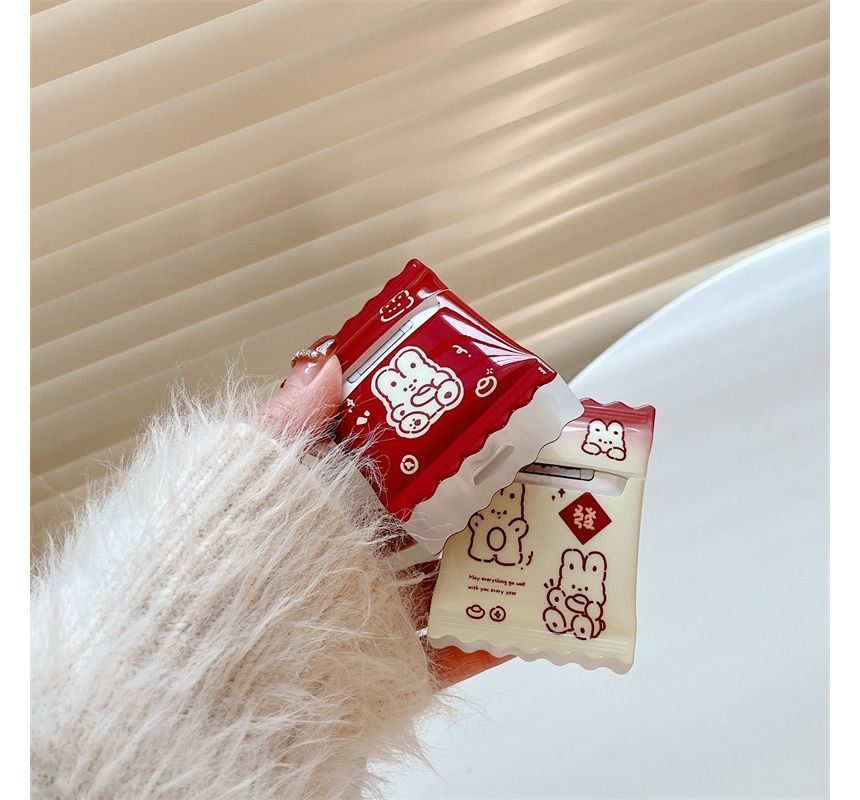 Rabbit AirPods / Pro Earphone Case Skin