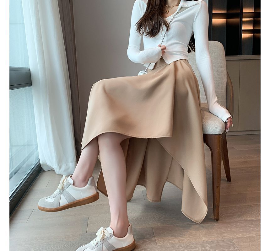 Asymmetric A-Line Skirt for Modern Style