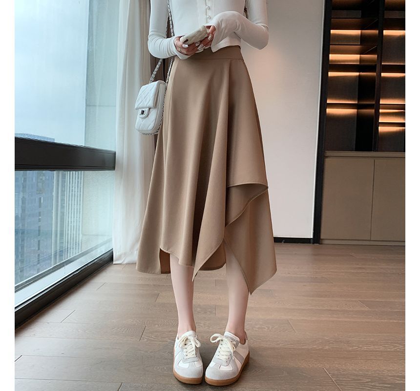 Asymmetric A-Line Skirt for Modern Style