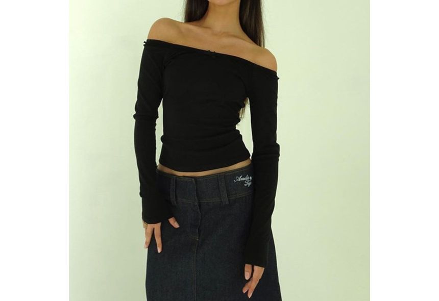 Off-Shoulder Lace-Trim Slim Fit Long Sleeve Top