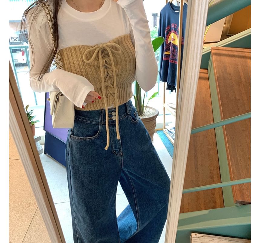 Ribbed Knit Tube Top Paired with Crew Neck T-Shirt
