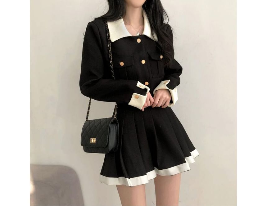 Contrast Collar Crop Jacket and Pleated Mini Skirt Set