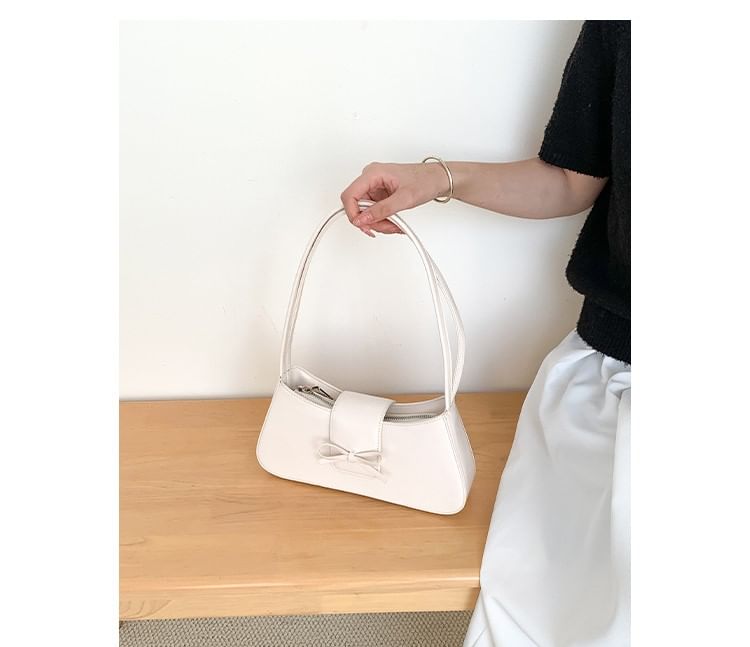 Bow Faux Leather Shoulder Bag