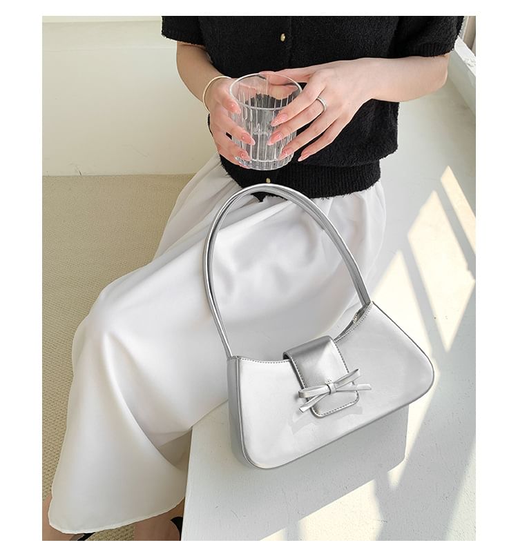 Bow Faux Leather Shoulder Bag