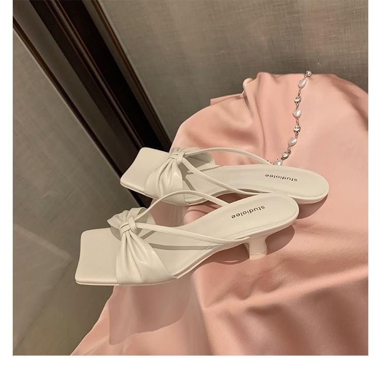 Square Toe Block Heel Twisted Sandals
